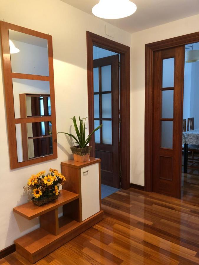 Piso Con Garaje En アビレス エクステリア 写真